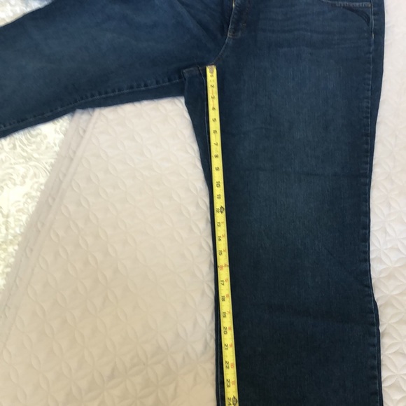 Style & Co. Woman straight leg jeans - Picture 5 of 7